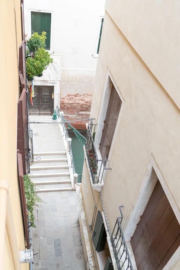 Ca' Pesaro Rooftop Terrace Apartment. Venetië Buitenkant foto