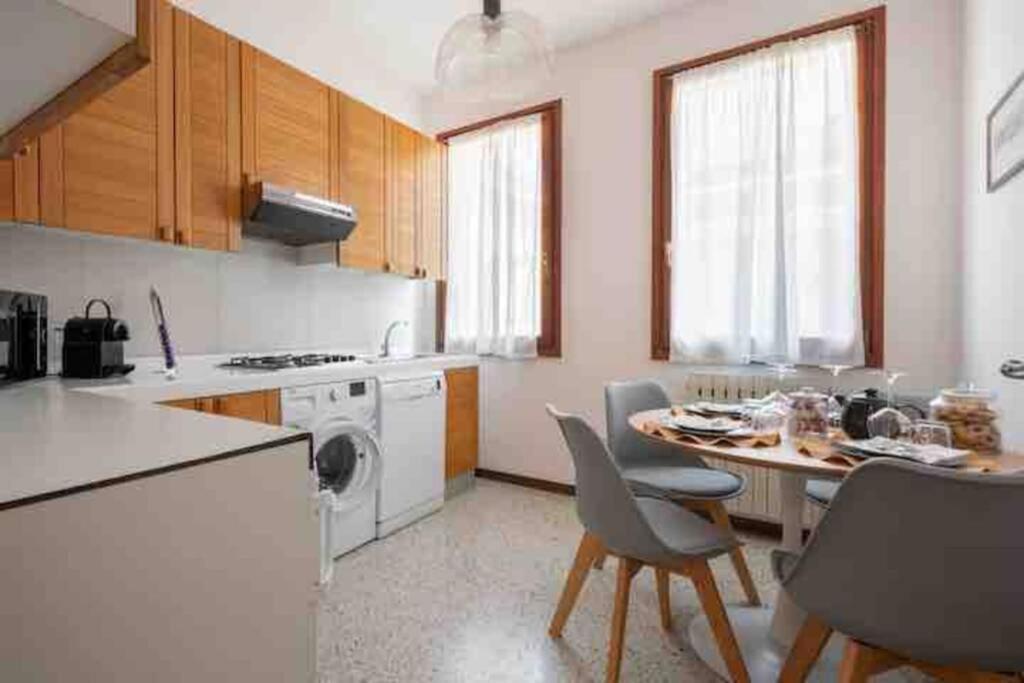 Ca' Pesaro Rooftop Terrace Apartment. Venetië Buitenkant foto